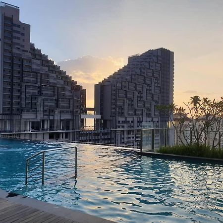 Malacca Imperio Residence City View מראה חיצוני תמונה