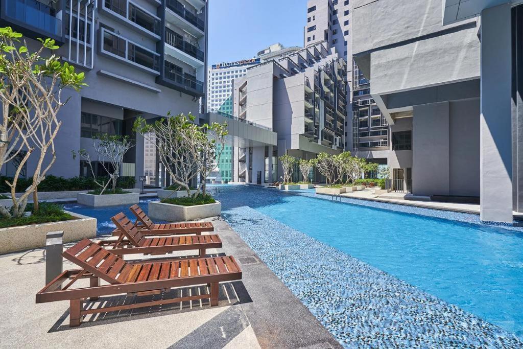 Malacca Imperio Residence City View מראה חיצוני תמונה