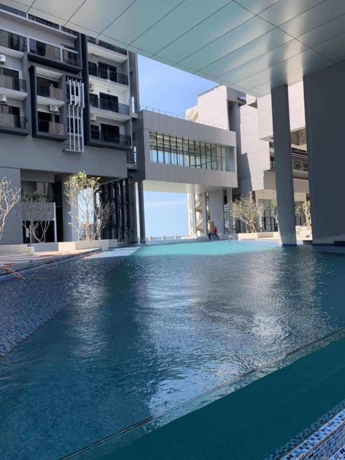 Malacca Imperio Residence City View מראה חיצוני תמונה